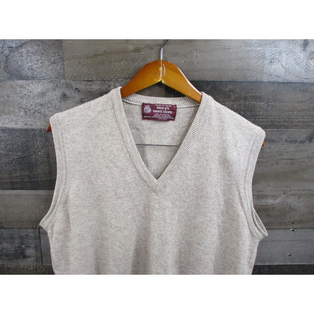 Vintage Macys Sweater Vest Mens Large Beige Geelong Wool V Neck Pullover